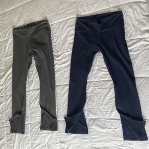 Define PowerHold® Split Hem Leggings flare Gray and Blue